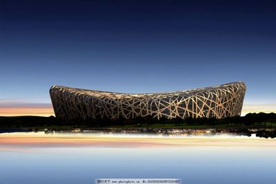 城市建筑之典范 北京鸟巢的设计美学与创新工程